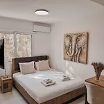 Urban Bay Апартаменты