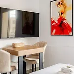 Апартаменты Urban Bay *