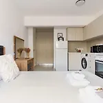 Urban Bay Апартаменты *
