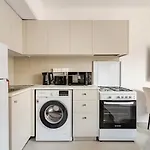 Urban Bay Апартаменты